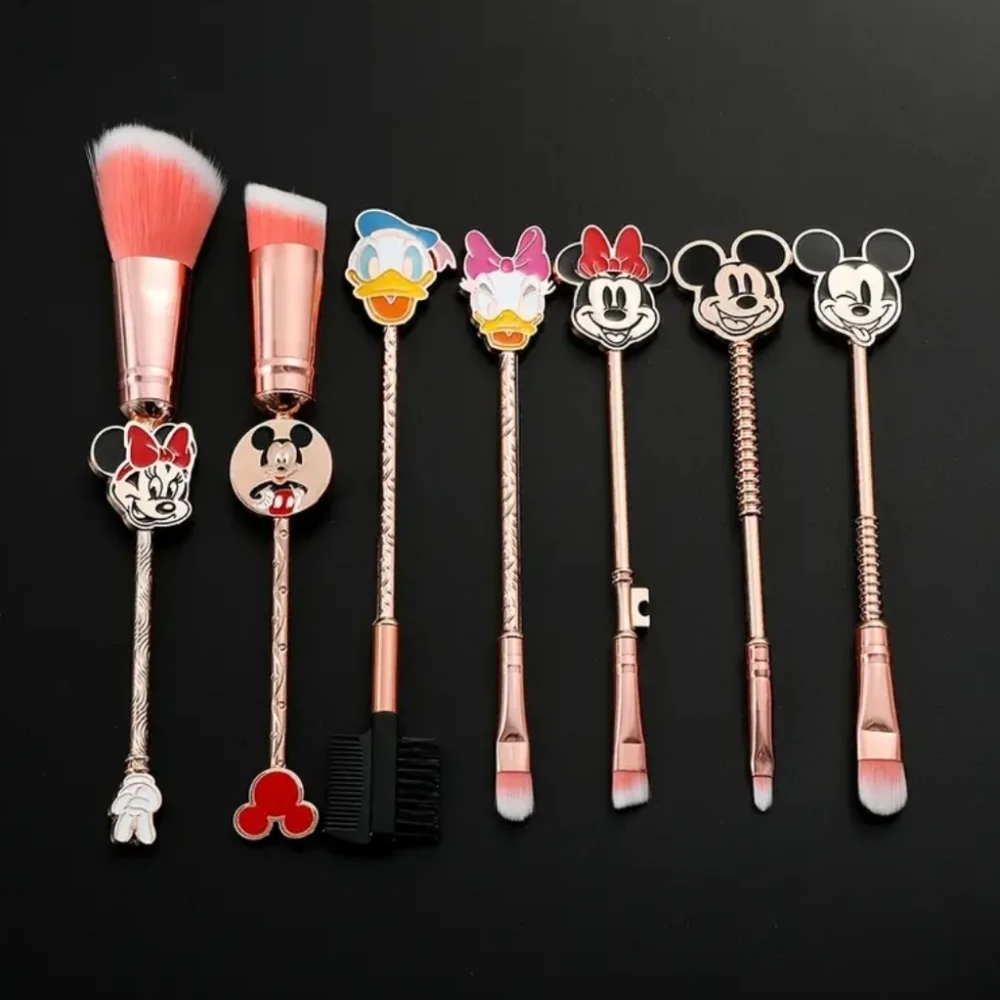 Disney Mickey and Friends Makeup Brush Set